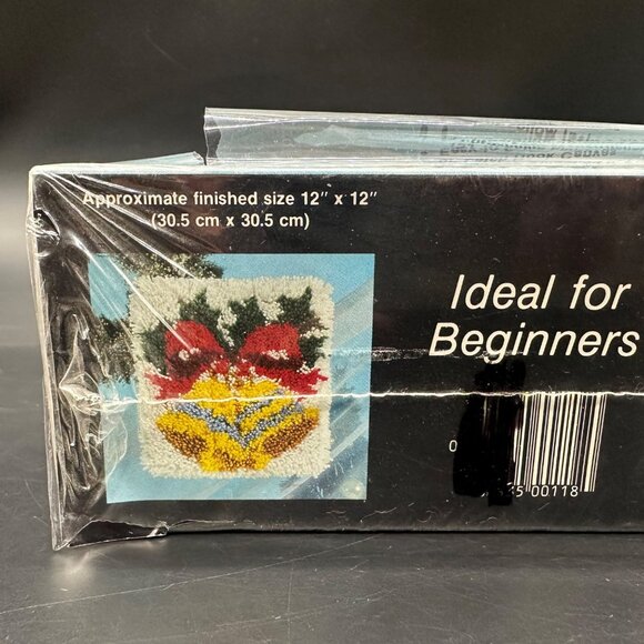 Vintage Latch Hook Kit Sew Simple Holiday Bells Christmas 1986 Craft Retro - Picture 6 of 11